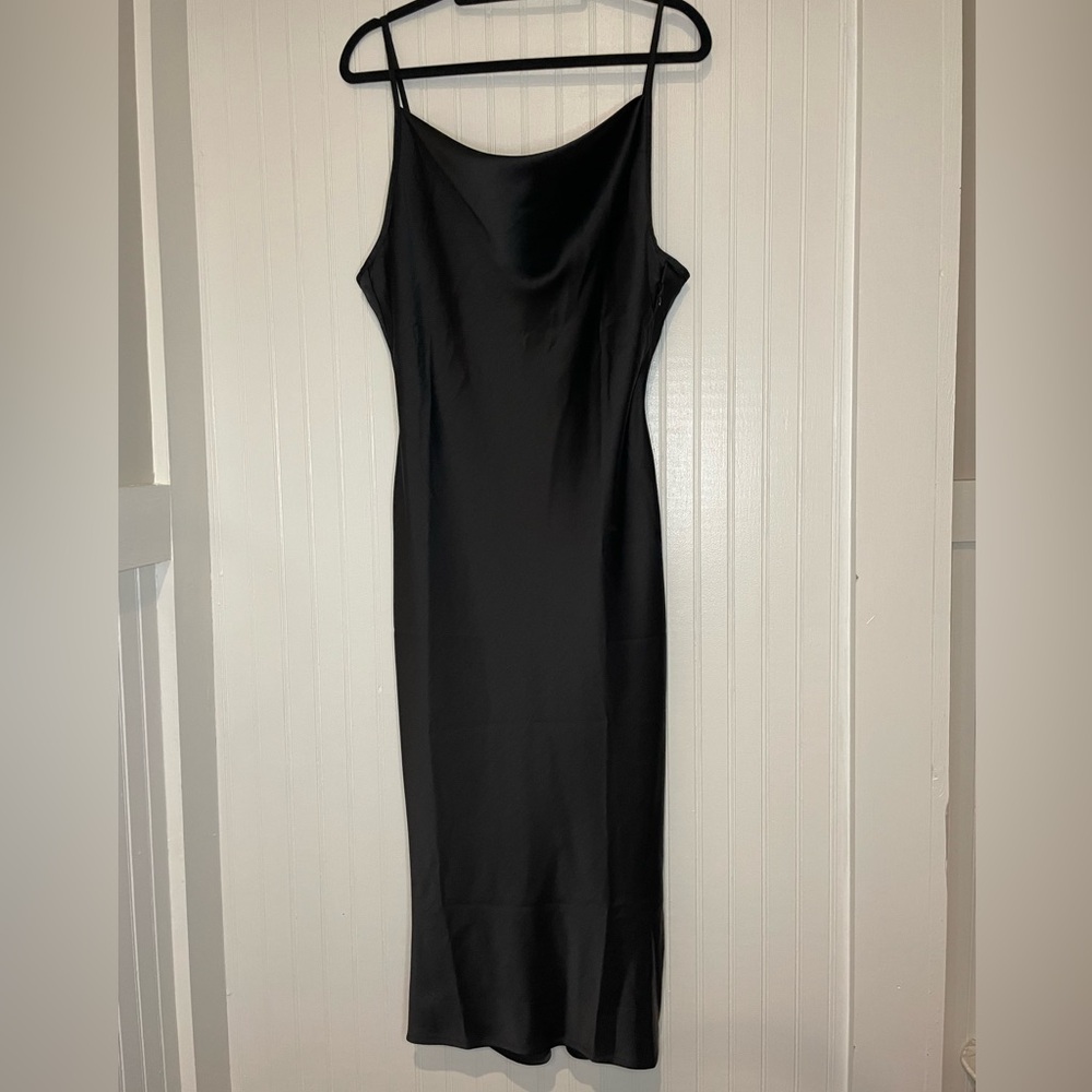 HONEYCLOTH black cowl neck dress